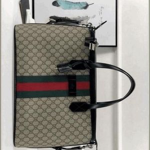 Meet your Posher, Shirley